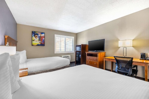 Best Western Mccarran Inn image 12