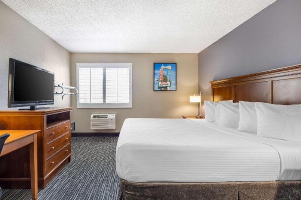 Best Western Mccarran Inn image 15